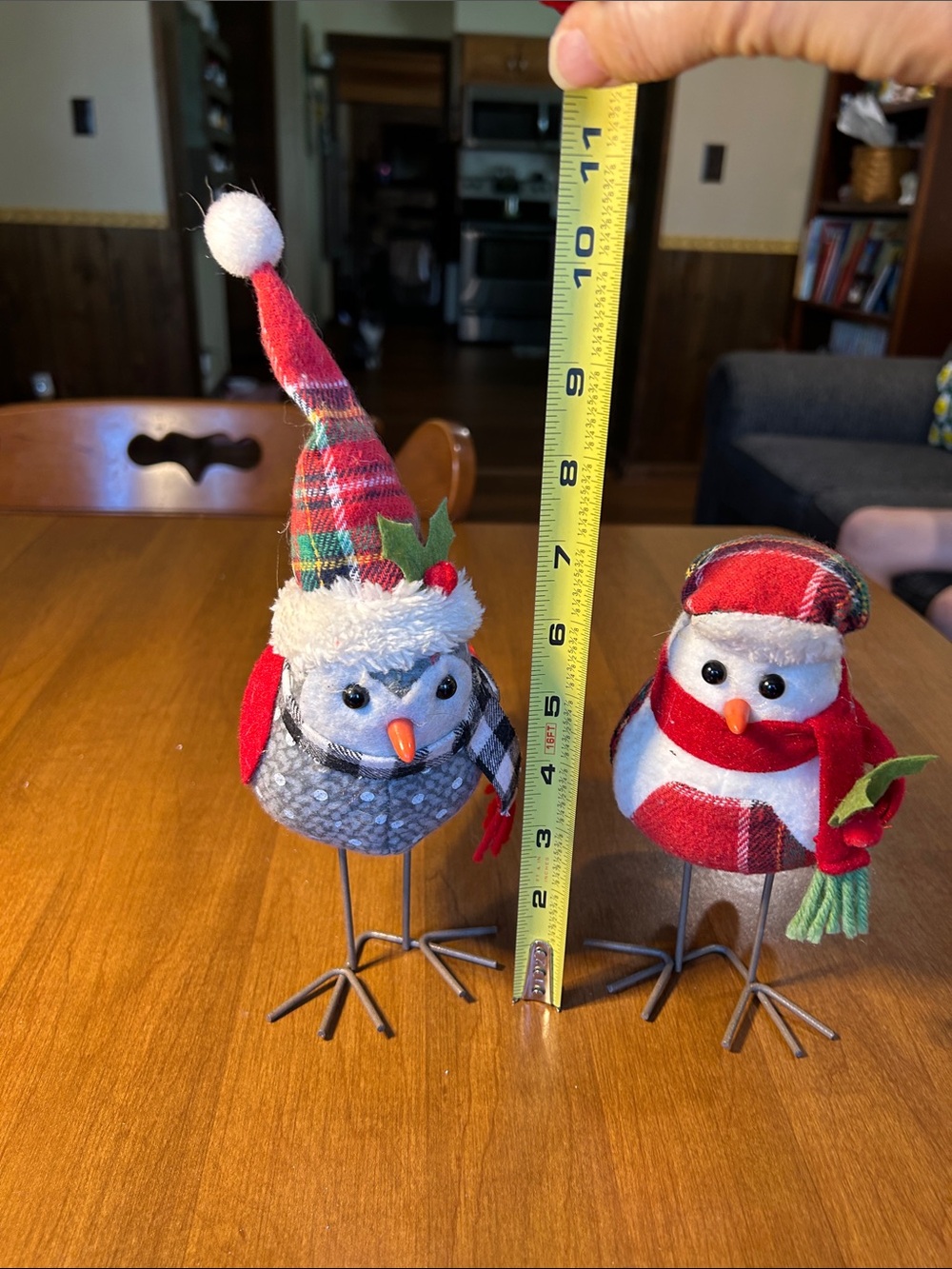 Festive Red & Gray Holiday Bird Figurine - Unbranded - Picture 4 of 7